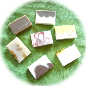 いろ色いろ展石けん10.05.26.JPG